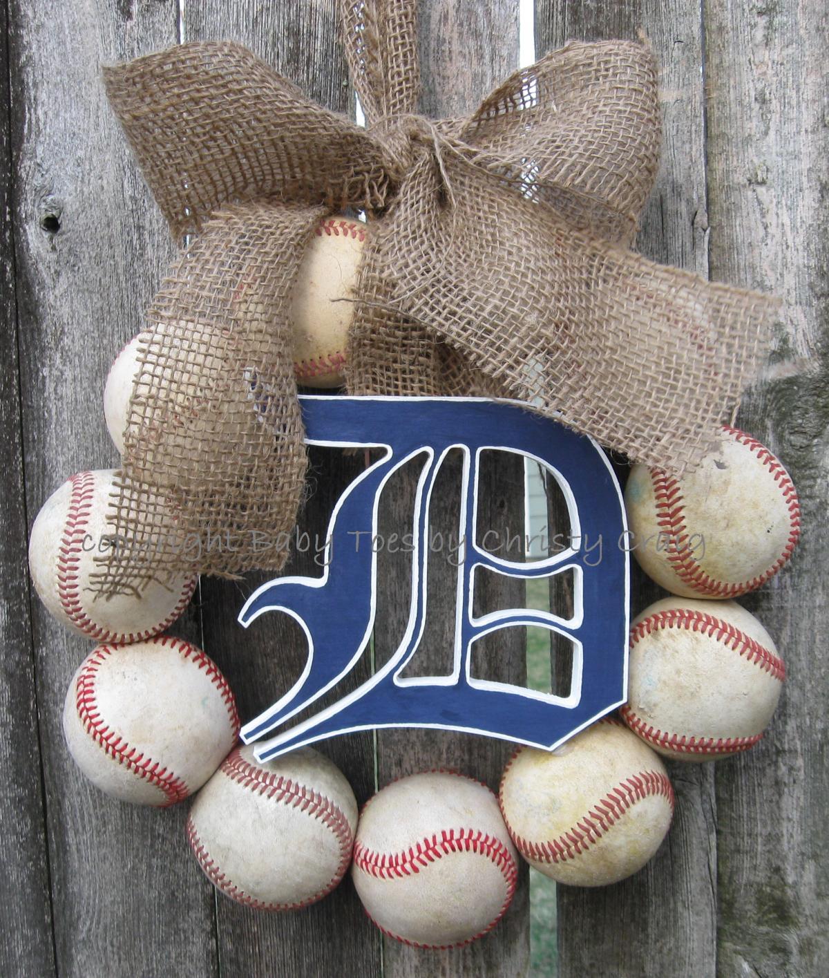 Burlap Detroit Tigers Baseball Love Wreath With Wooden Old English Style D